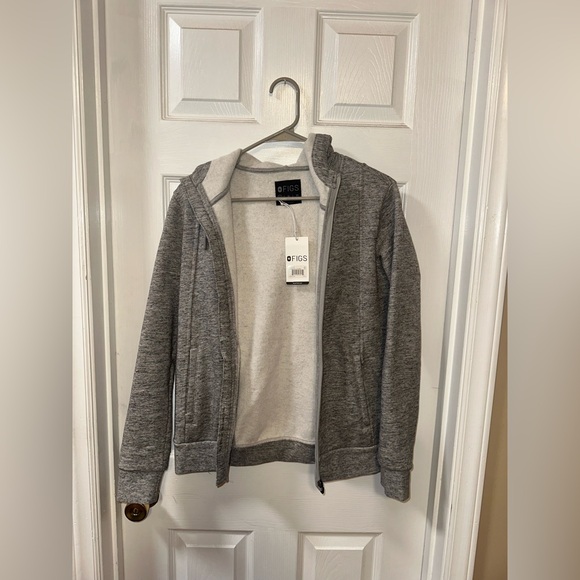 Figs Essentials 2.0 Hoodie - Picture 6 of 6